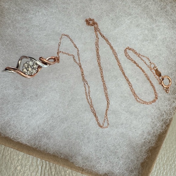 10K Luxury Gold Infinity Pendant Necklace Rose Gold/White GoldJust Gorgeous 🤩 - Picture 4 of 9